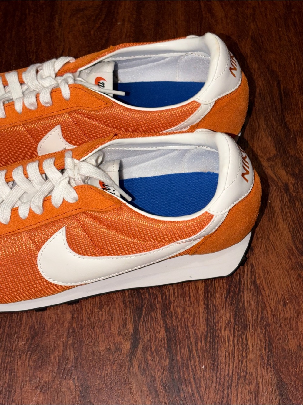 Nike size 11 - Picture 4 of 9